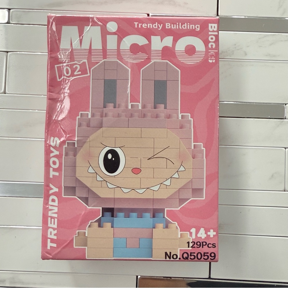 Labubu Micro Building Block Set - Pink and Blue